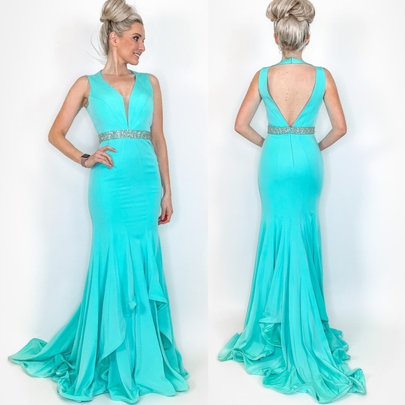 Cinderella Divine Dresses & Skirts - Mint Green Fitted Prom Pageant Dress